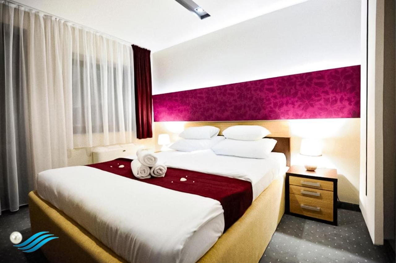 Biser Hotel Derventa Ngoại thất bức ảnh
