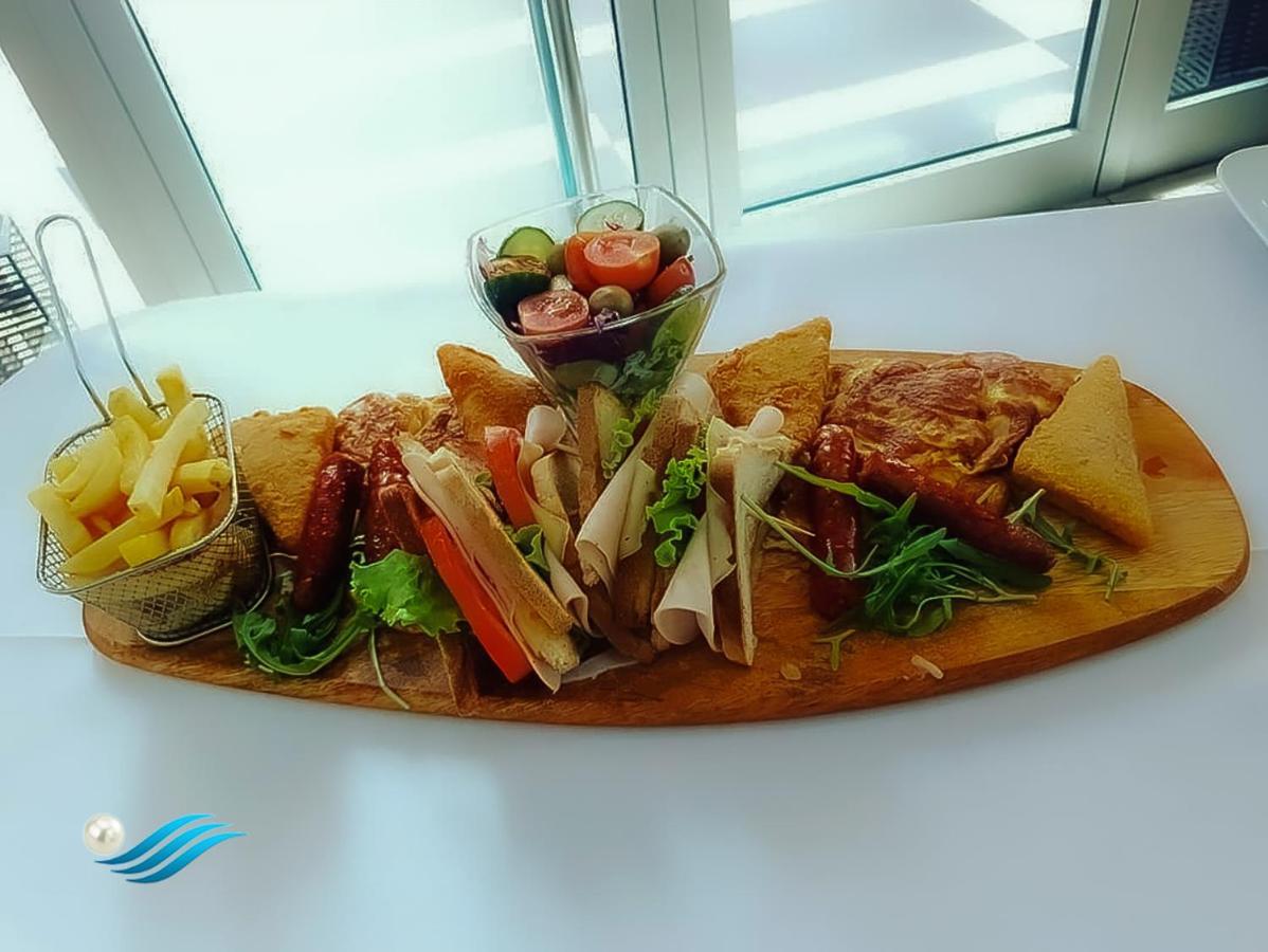 Biser Hotel Derventa Ngoại thất bức ảnh